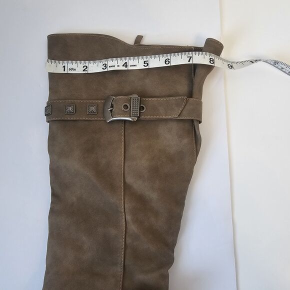 Banana Blue Studded Taupe Knee Tall Boots Sz 9M Buckle Block Heel Moto Fall S129 - Picture 6 of 12